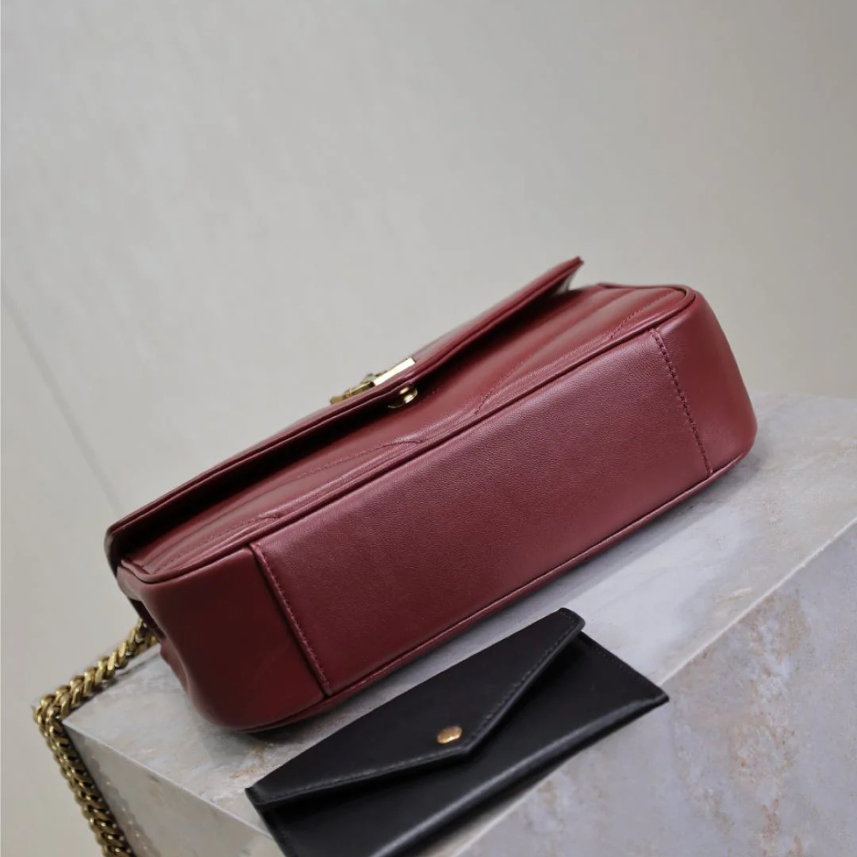 SAINT LAURENT LOULOU SMALL MATELASSÉ LAMBSKIN BAG IN BORDEAUX