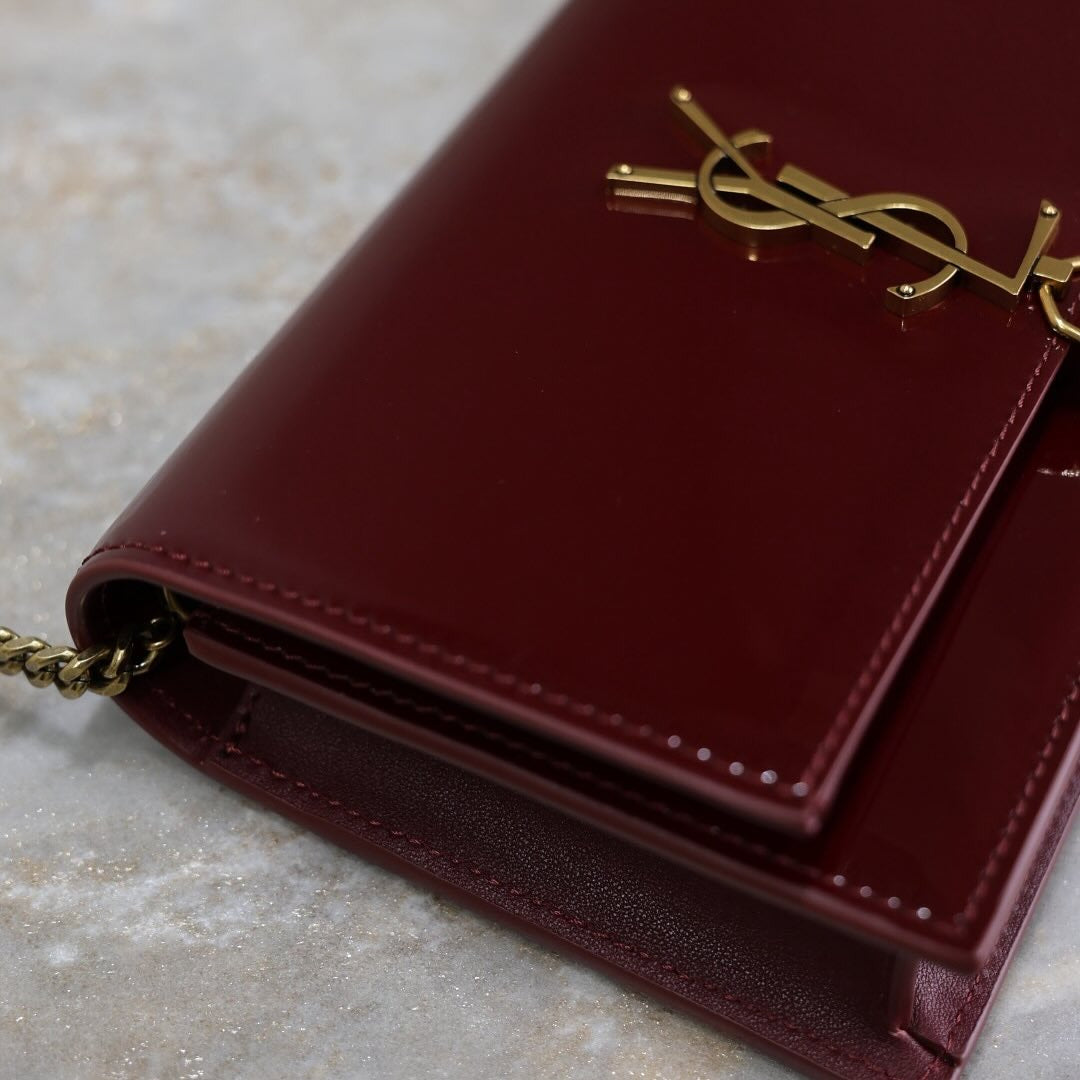 YVES SAINT LAURENT KATE SMALL IN PATENT LEATHER