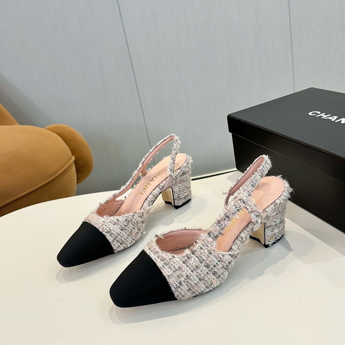 CHANEL MINI FLAP PINK & SLINGBACK TWEED SET