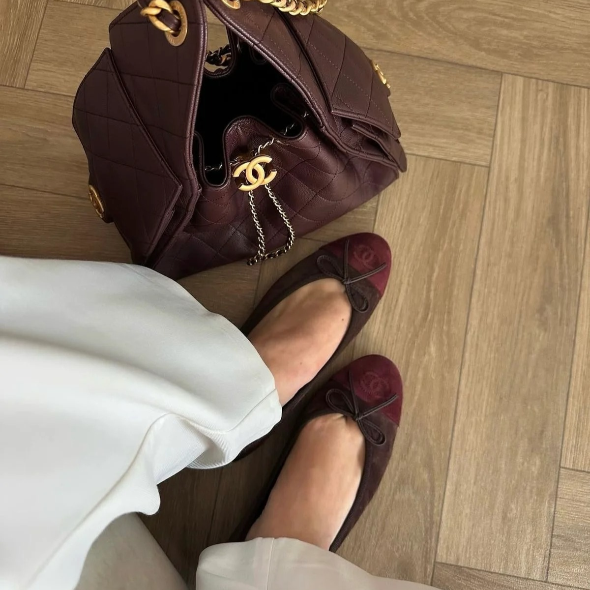 CHANEL 25 BORDEAUX CAVIAR & BALLERINA FLATS SET